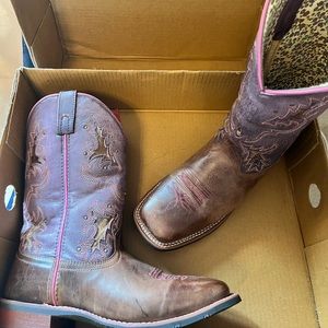 Laredo Brown and Purple Heeled Boots with Elegant Design